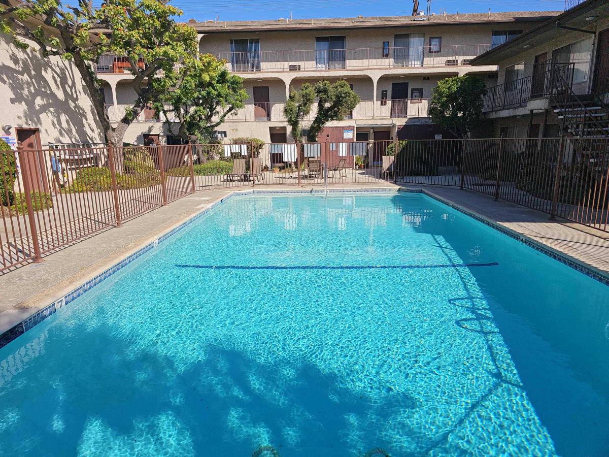 Apartment for rent at 7435 Sepulveda Blvd #83, Van Nuys, CA 91405