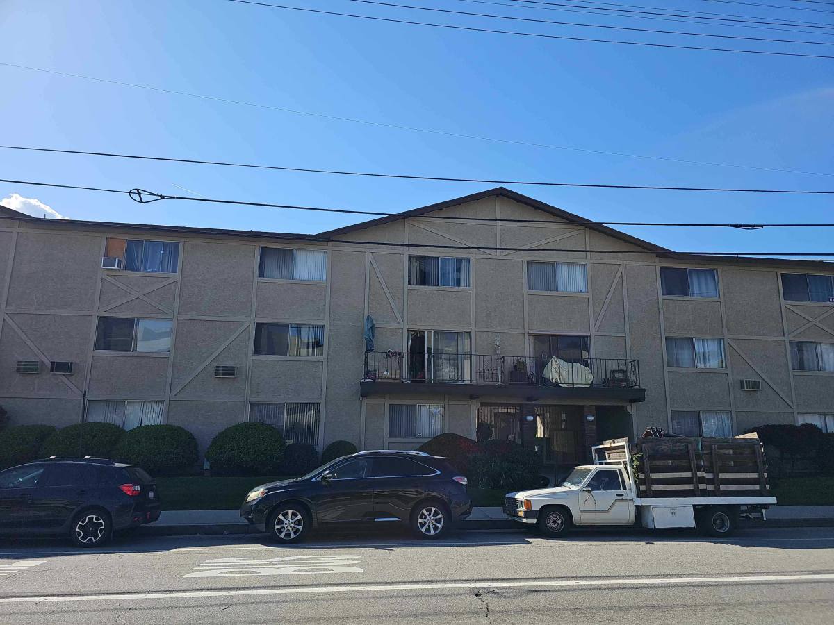 Apartment for rent at 7435 Sepulveda Blvd #83, Van Nuys, CA 91405