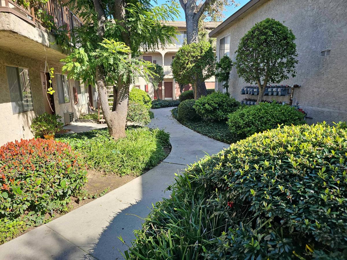 Apartment for rent at 7435 Sepulveda Blvd #83, Van Nuys, CA 91405