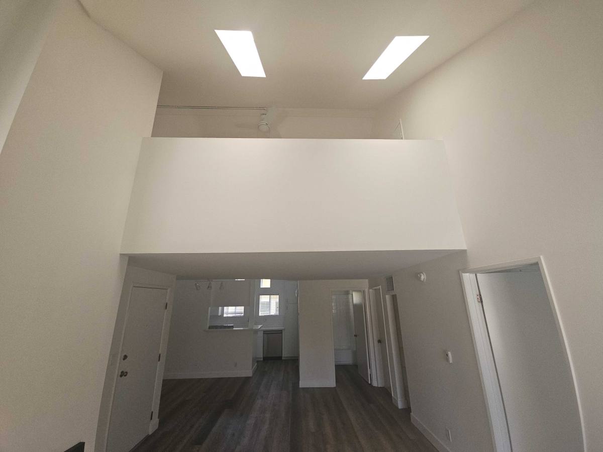 Apartment for rent at 1652 Berkeley St #2, Santa Monica, CA 90404
