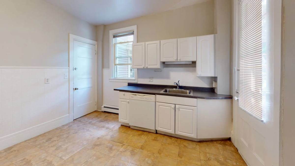 Apartment for rent at 63 Dana St, Cambridge, MA 02138