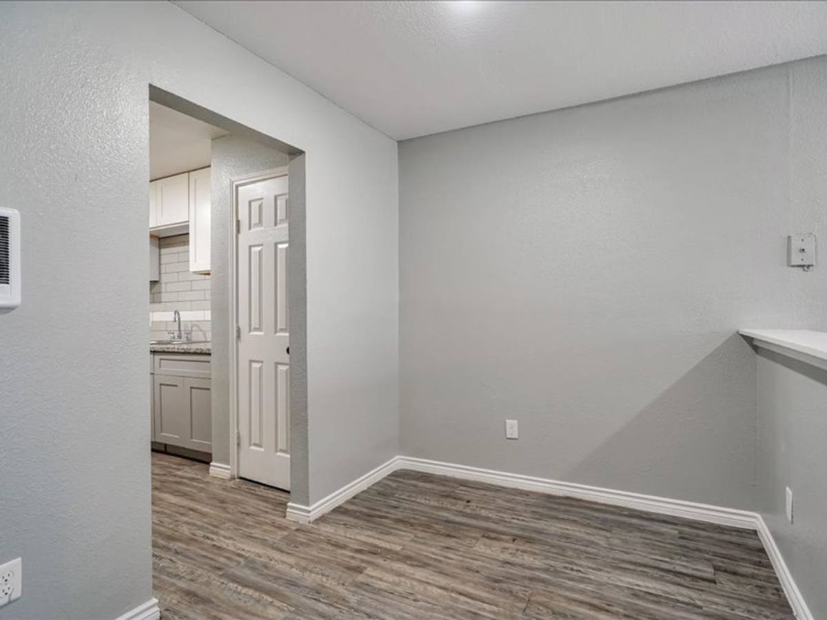 Townhouse for rent at 5117 Lavender St, Houston, TX 77026