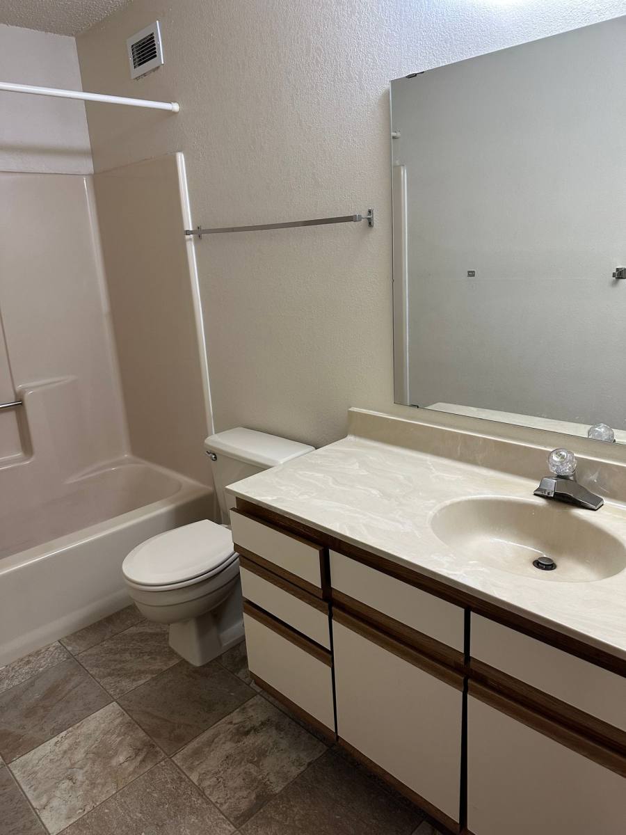 Apartment for rent at 503 15th Ave SE, Saint Cloud, MN 56304