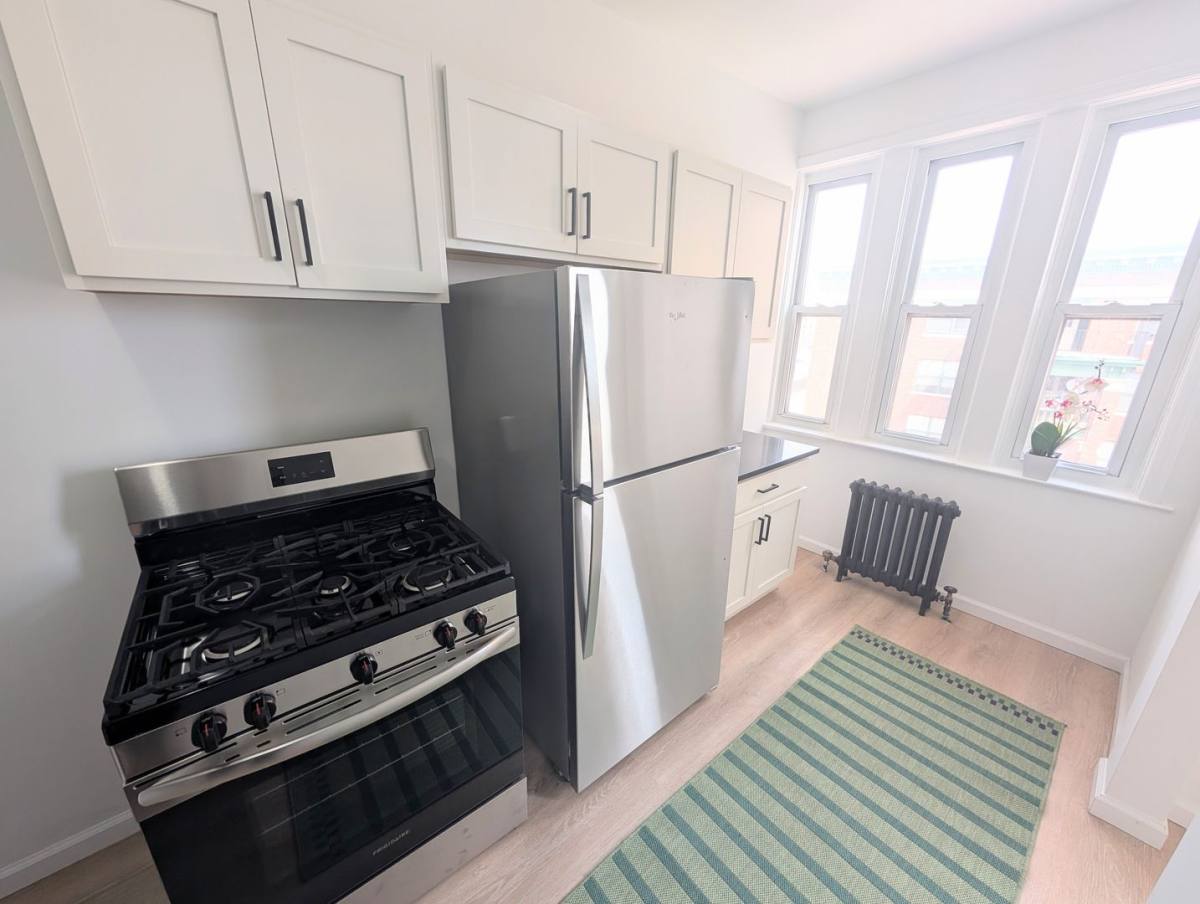 Apartment for rent at 3525 Cass Ave, Detroit, MI 48201
