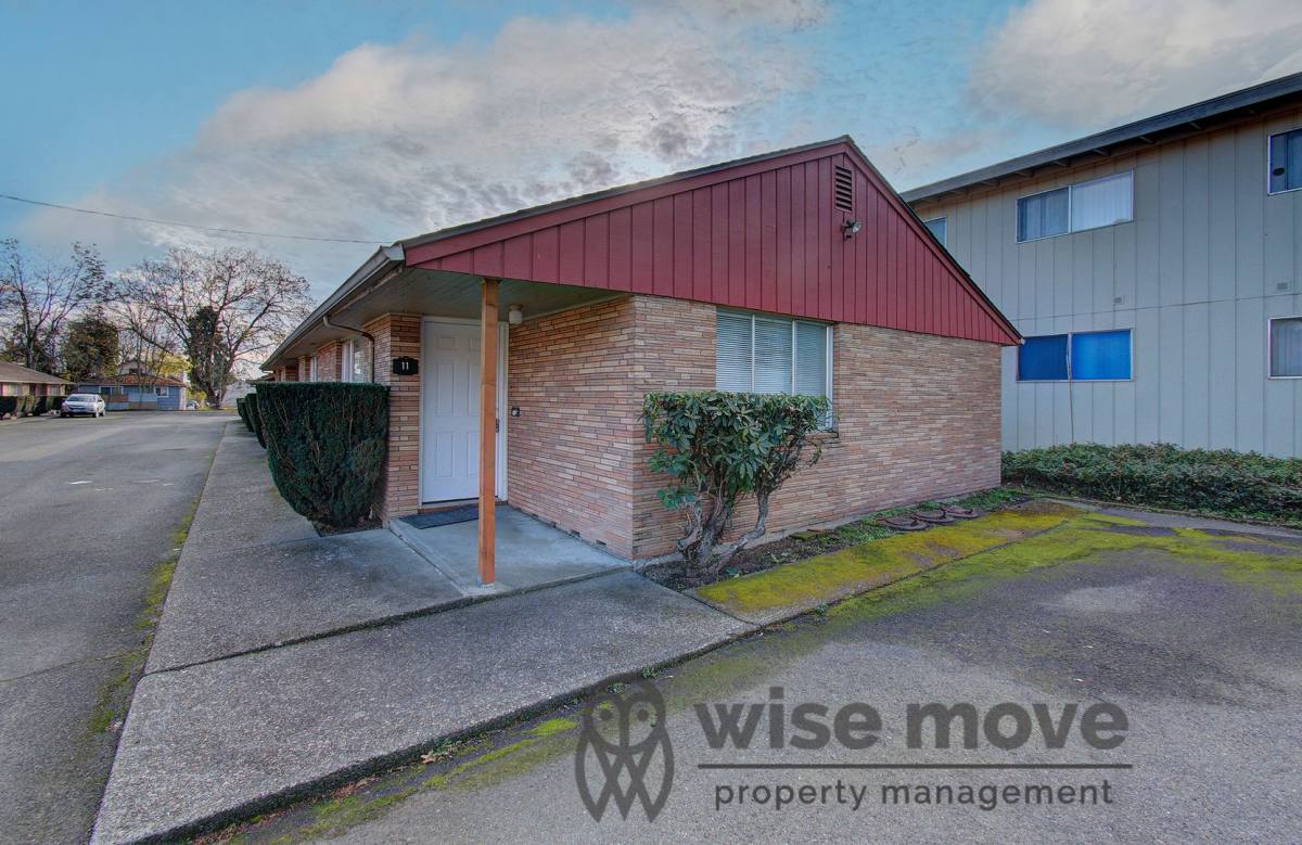 Apartment for rent at 2605 E Mill Plain Blvd, Vancouver, WA 98661