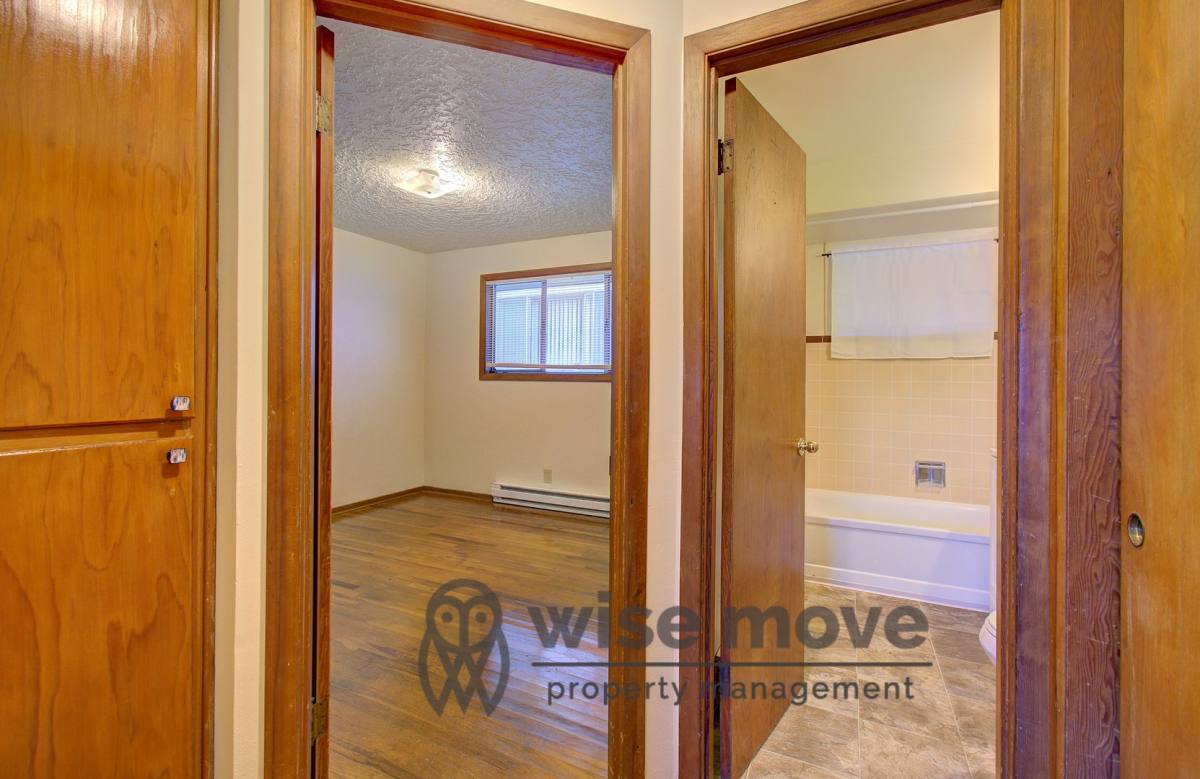 Apartment for rent at 2605 E Mill Plain Blvd, Vancouver, WA 98661