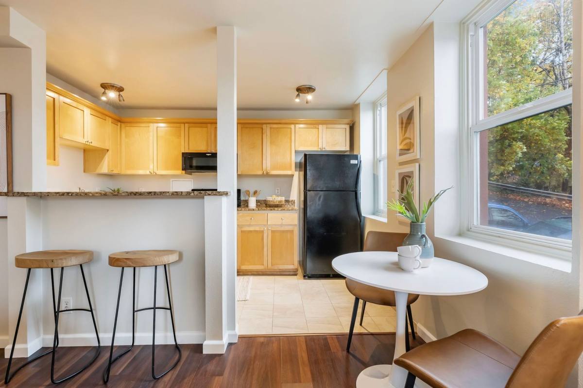 Apartment for rent at 1205 SW Cardinell Dr, Portland, OR 97201
