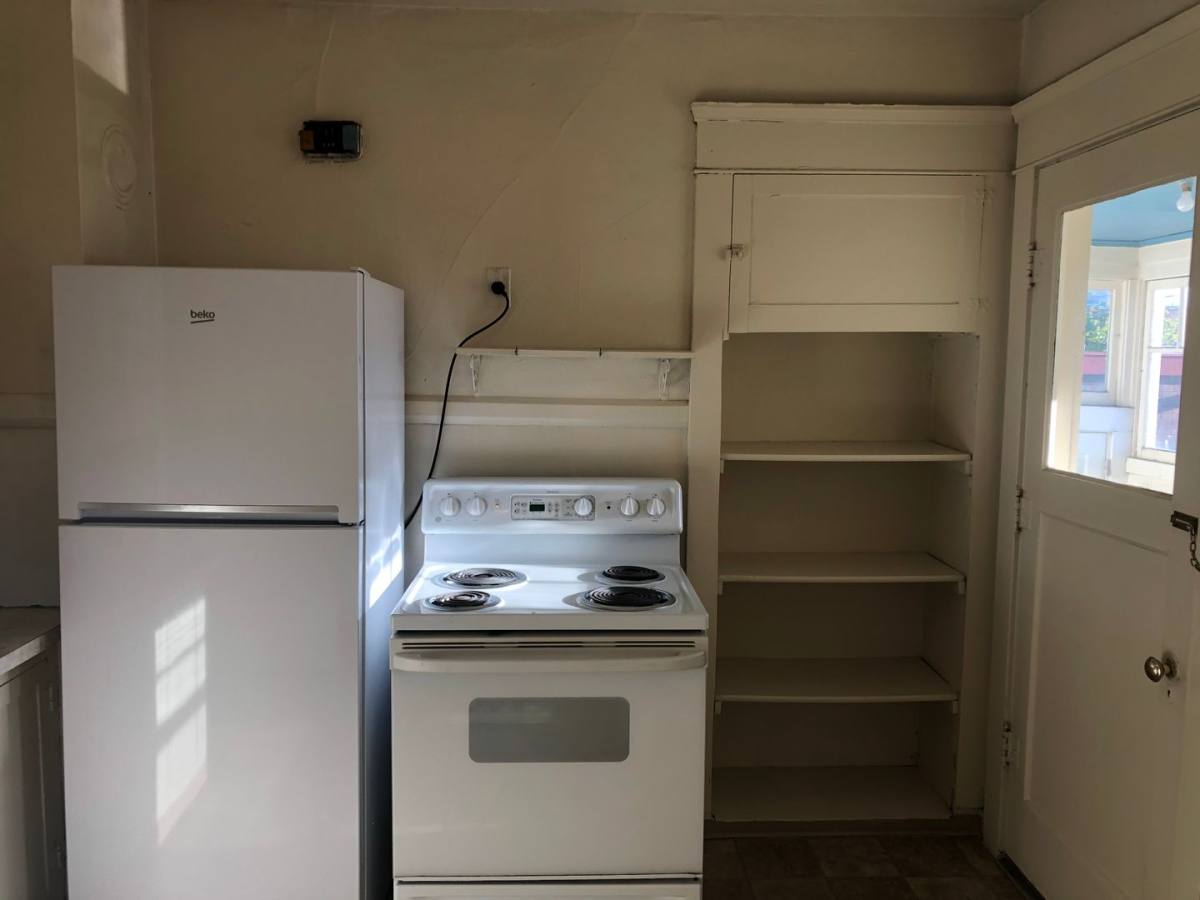 House for rent at 1348 Oak St, Eugene, OR 97401