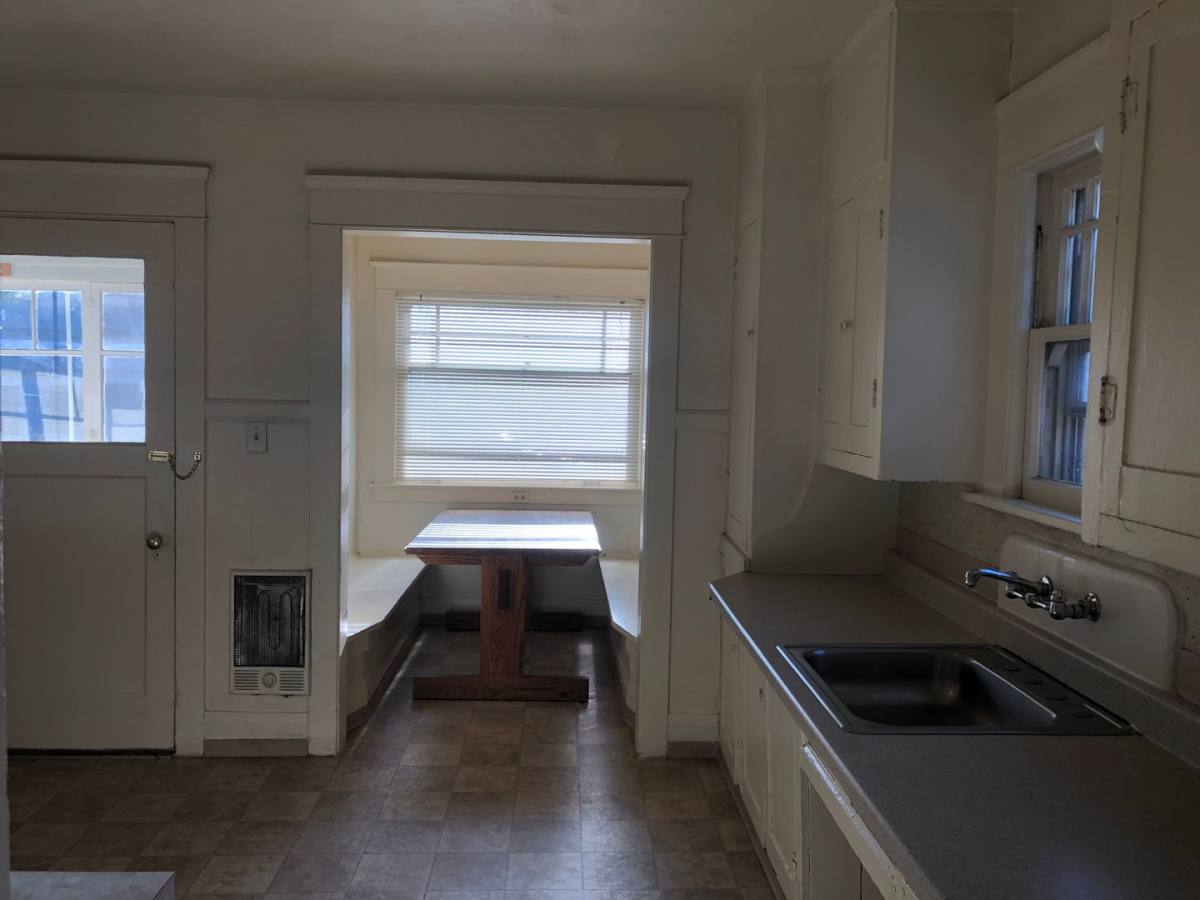 House for rent at 1348 Oak St, Eugene, OR 97401