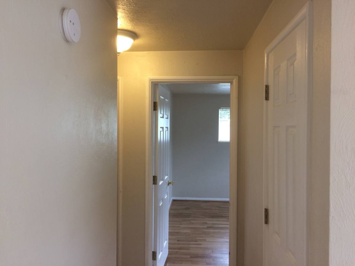 Apartment for rent at 77 79 Hamilton, Eugene, OR 97404