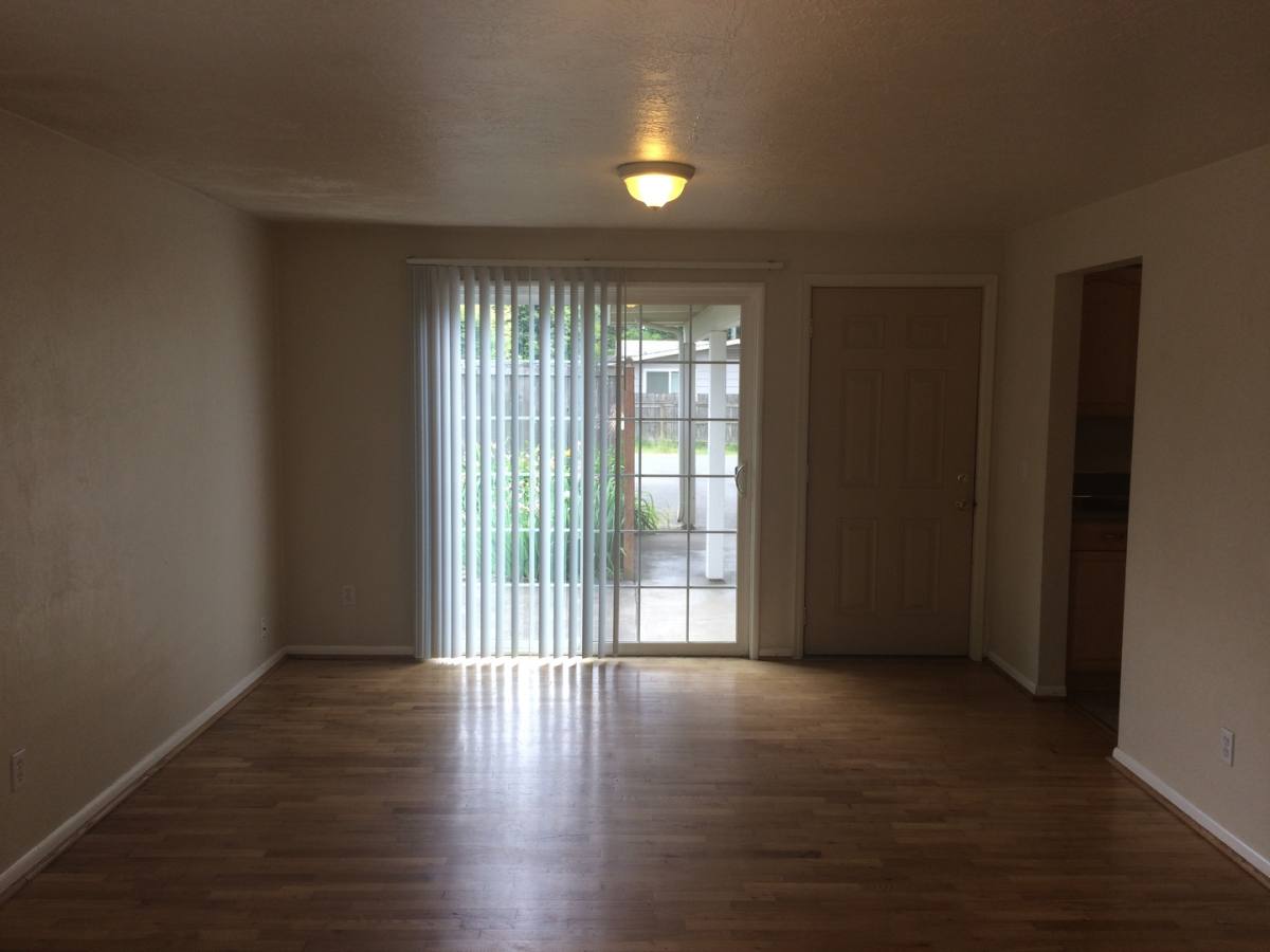 Apartment for rent at 77 79 Hamilton, Eugene, OR 97404