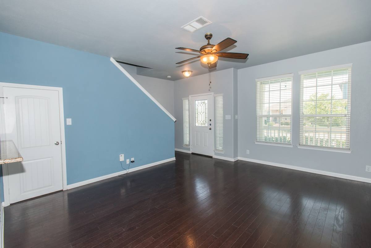 House for rent at 937 Alamo Plaza Dr, Cedar Park, TX 78613