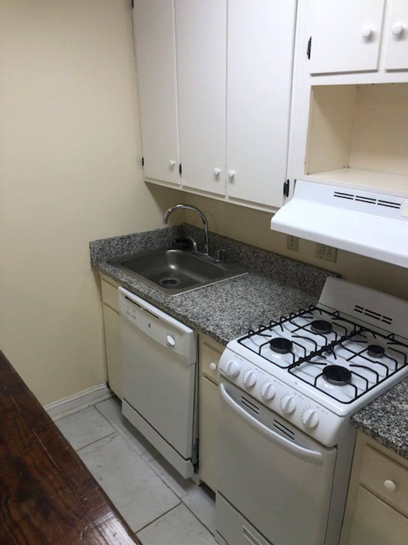 Apartment for rent at 328 N Madison, Tupelo, MS 38804