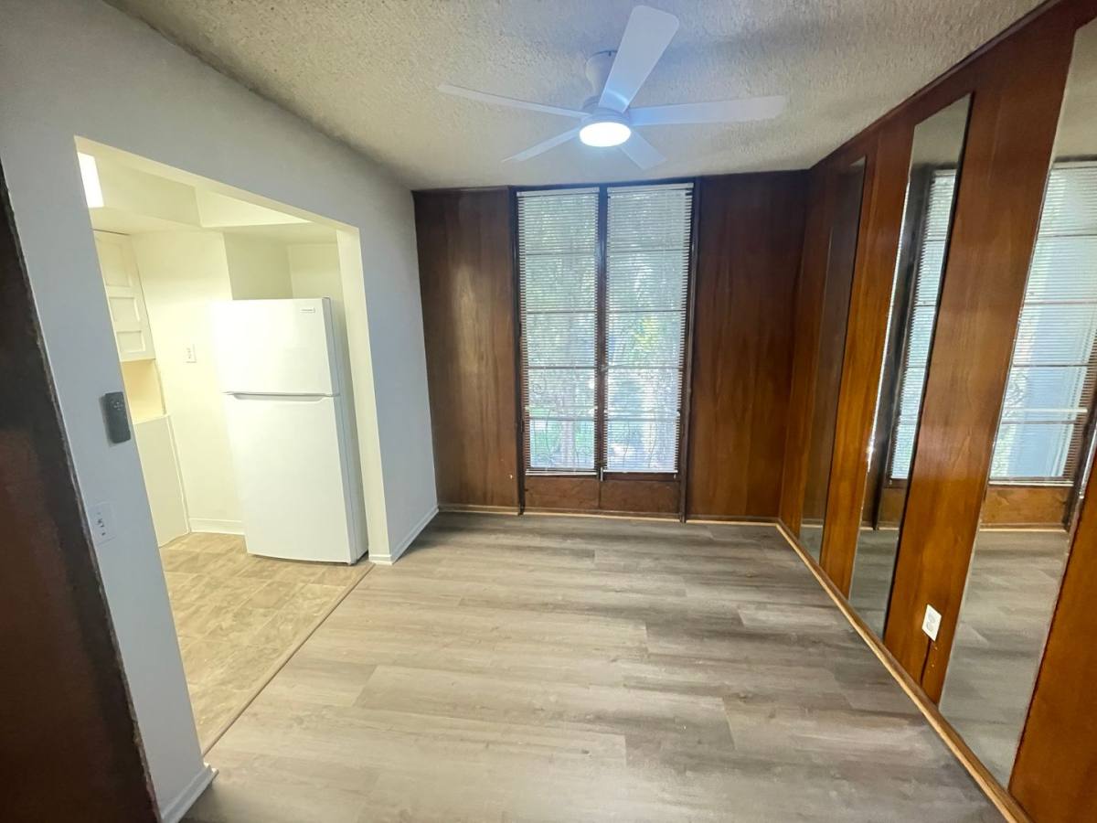 Apartment for rent at 712 N Adams St, Glendale, CA 91206