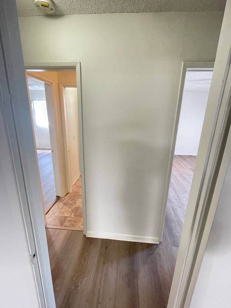 Apartment for rent at 712 N Adams St, Glendale, CA 91206