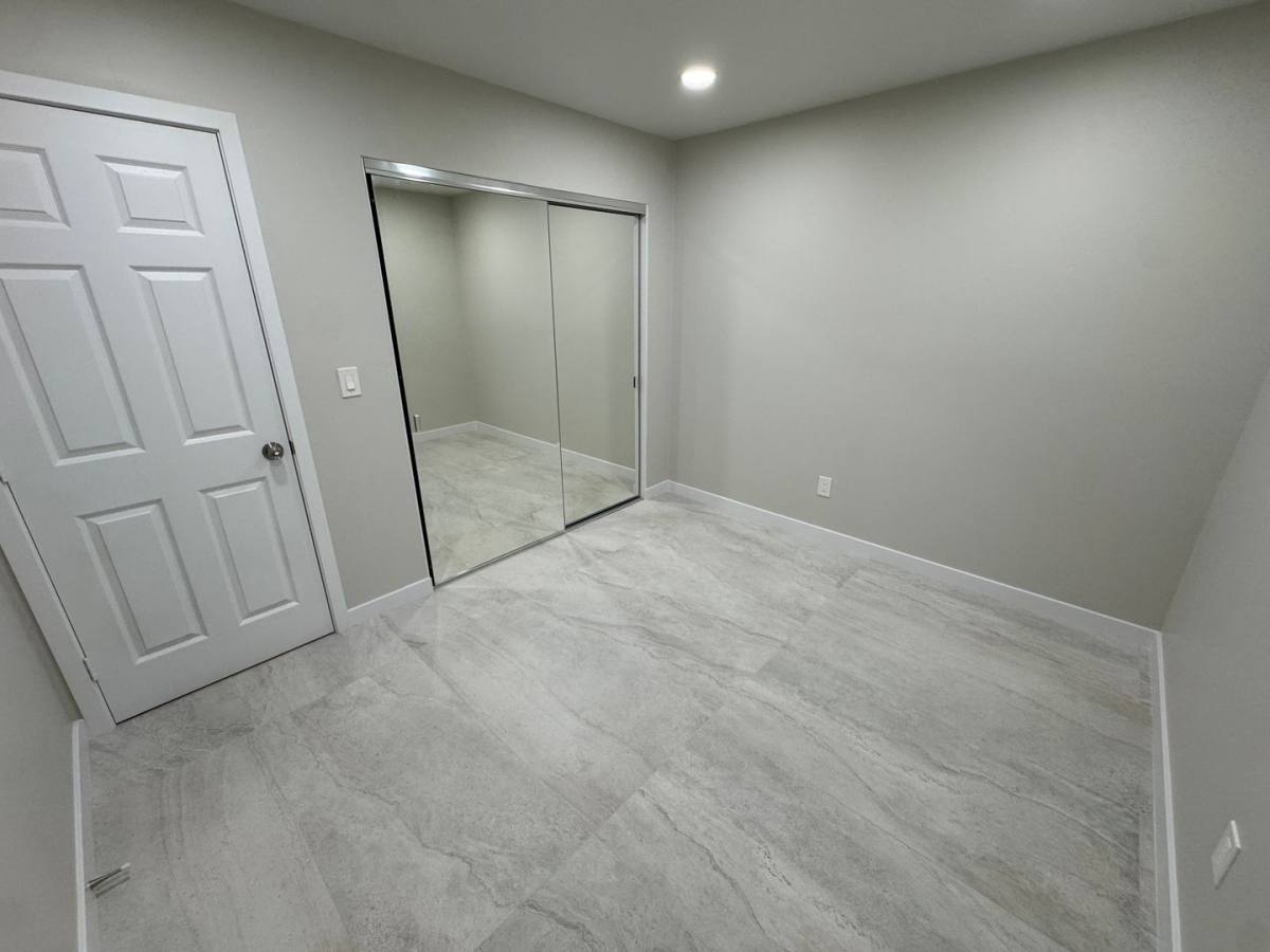 Apartment for rent at 870-878 E Chase Ave, El Cajon, CA 92020