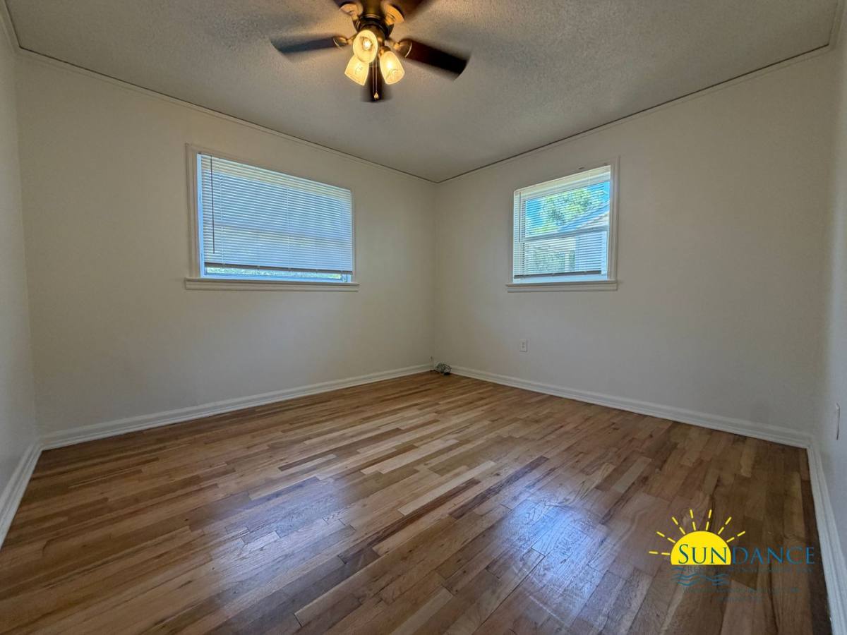 House for rent at 107 Magnolia Ave SE, Fort Walton Beach, FL 32548