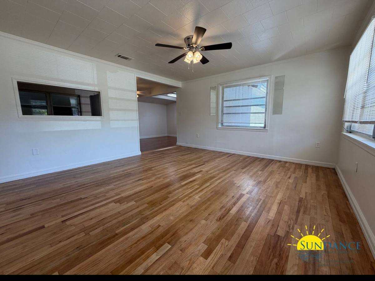 House for rent at 107 Magnolia Ave SE, Fort Walton Beach, FL 32548