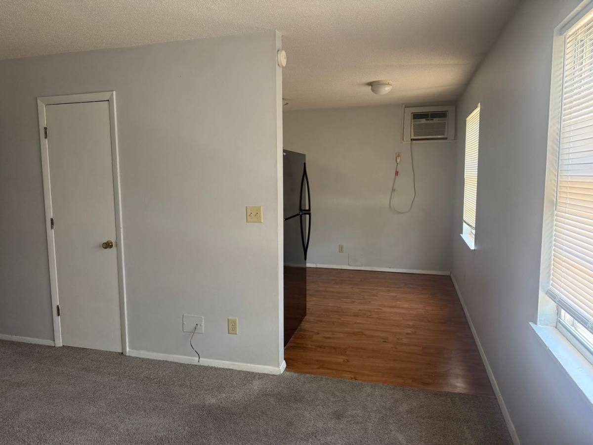 Apartment for rent at 2824 E Memorial Dr, Muncie, IN 47302