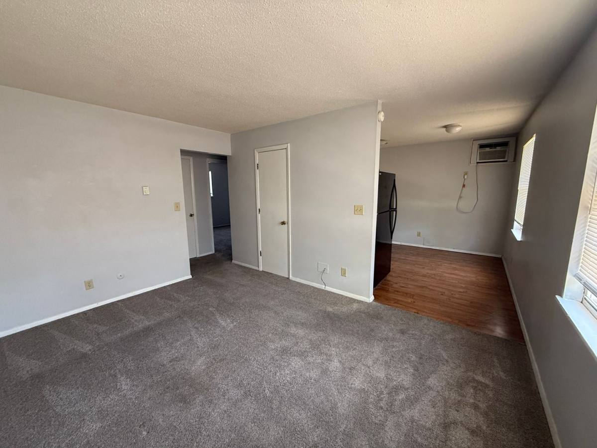 Apartment for rent at 2824 E Memorial Dr, Muncie, IN 47302