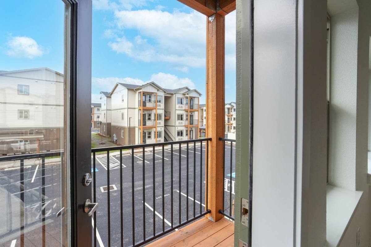 Apartment for rent at 300 Hoxton Ave, Monmouth, OR 97361