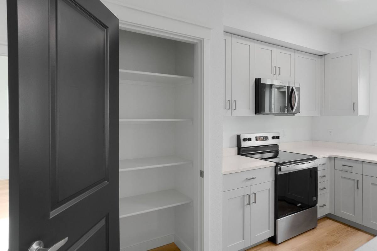Apartment for rent at 300 Hoxton Ave, Monmouth, OR 97361