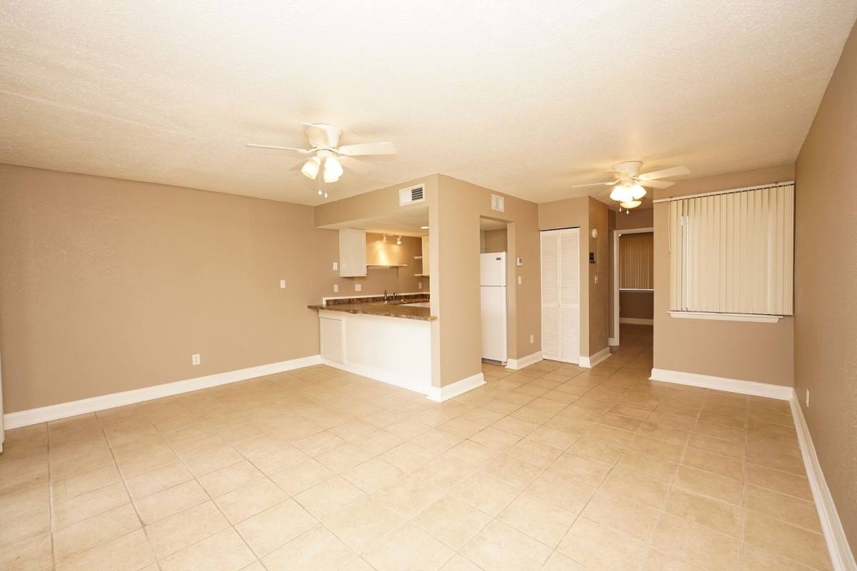Apartment for rent at 308 Miracle Strip Parkway, Fort Walton Beach, FL 32547