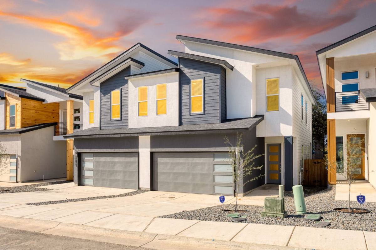 Townhouse for rent at 11831 Zarkava Way, San Antonio, TX 78230