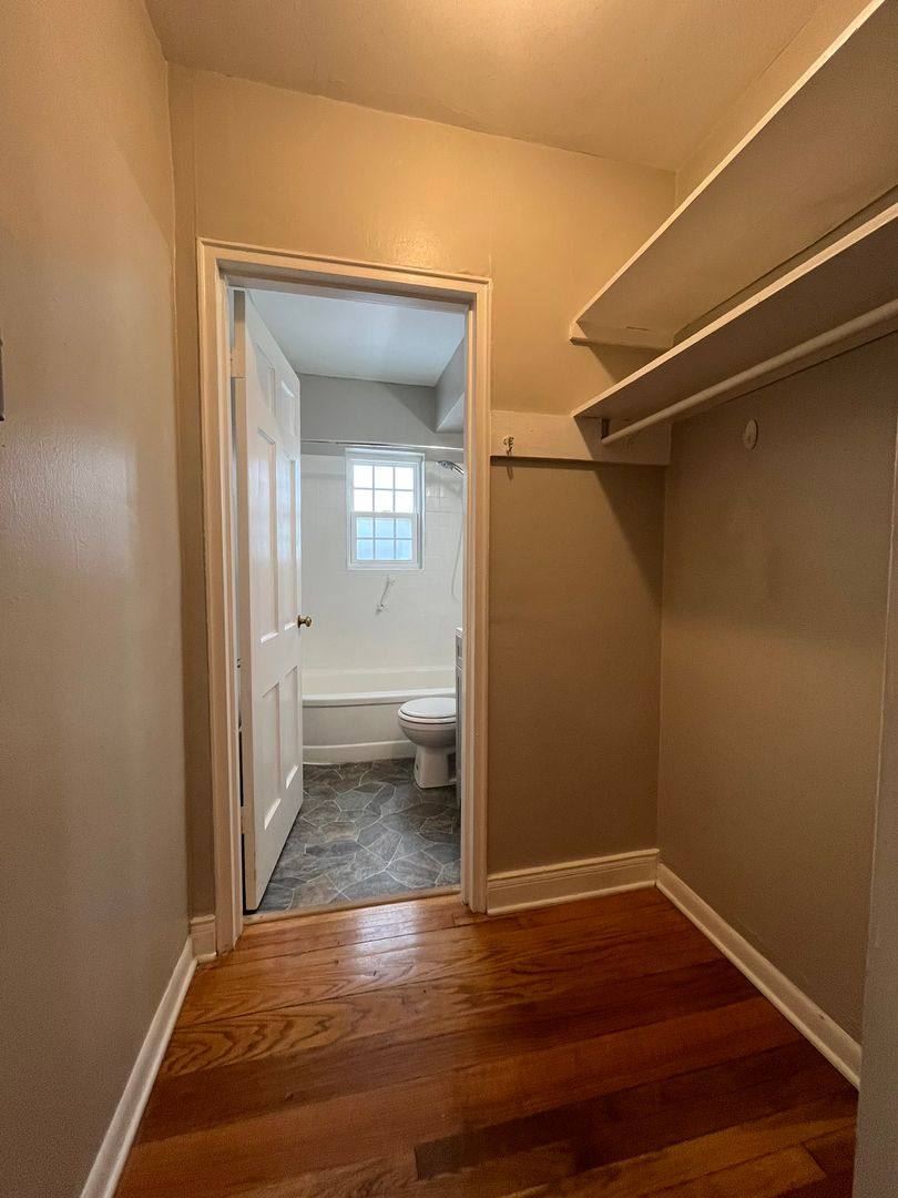 Apartment for rent at 311 Duke Rd, Lexington, KY 40502