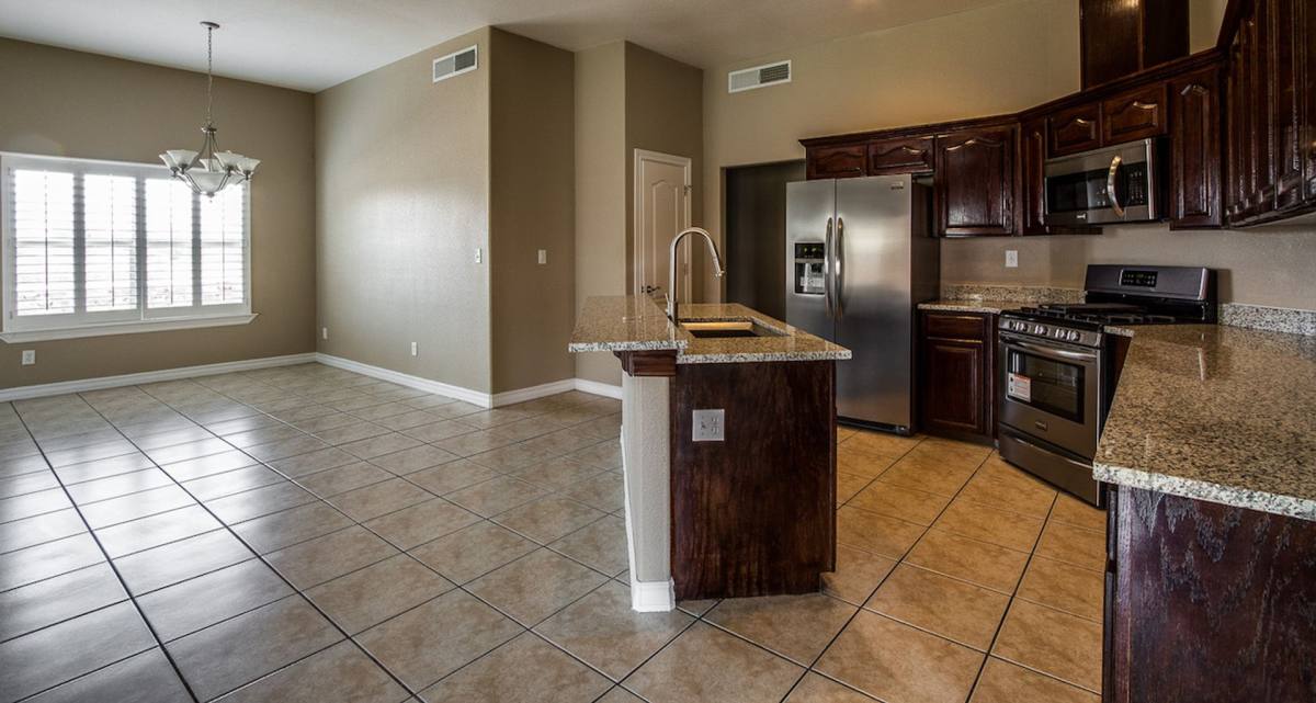House for rent at 536 Via De Los Arboles, El Paso, TX 79932