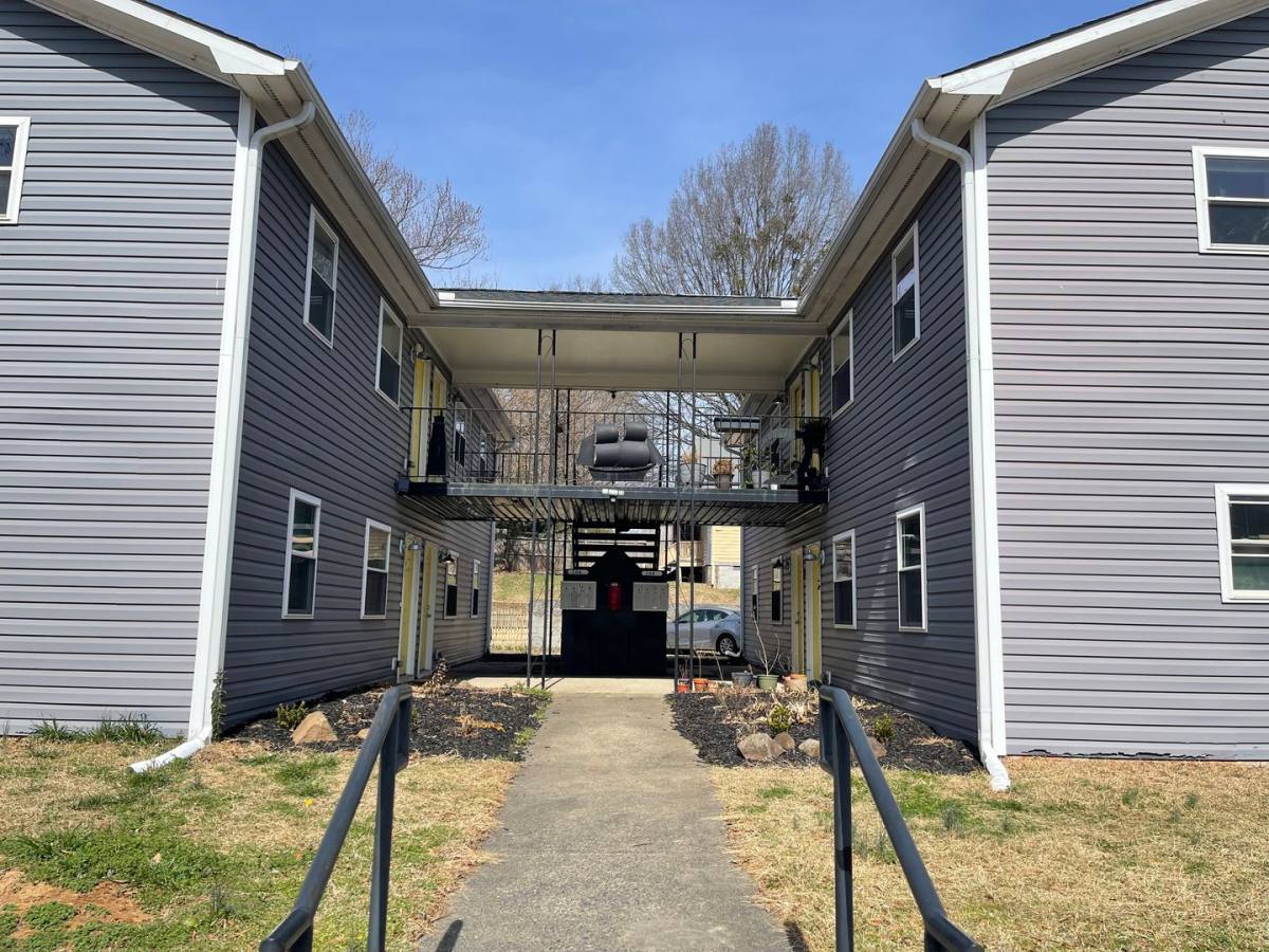 Apartment for rent at 200-204 W Geer St, Durham, NC 27701