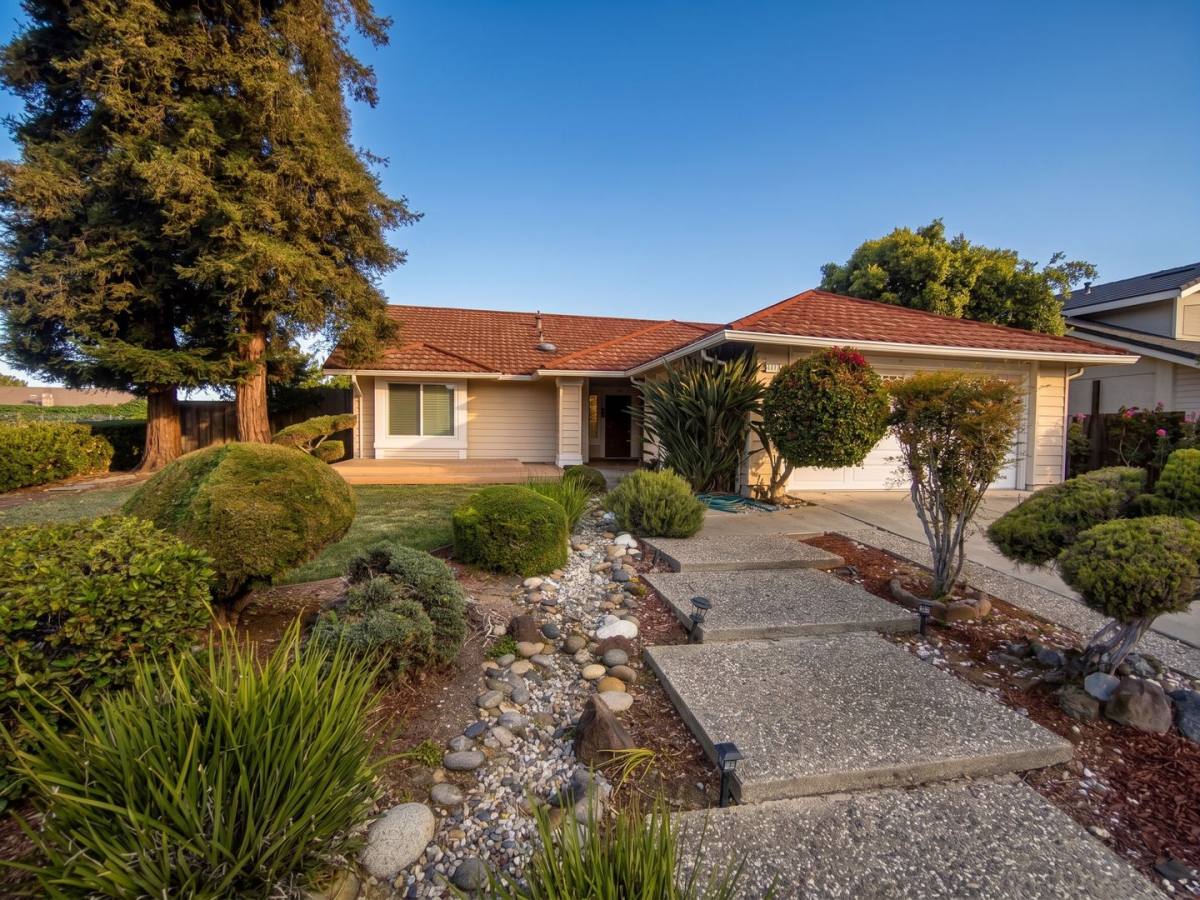 House for rent at 4653 Dinuba St, Union City, CA 94587