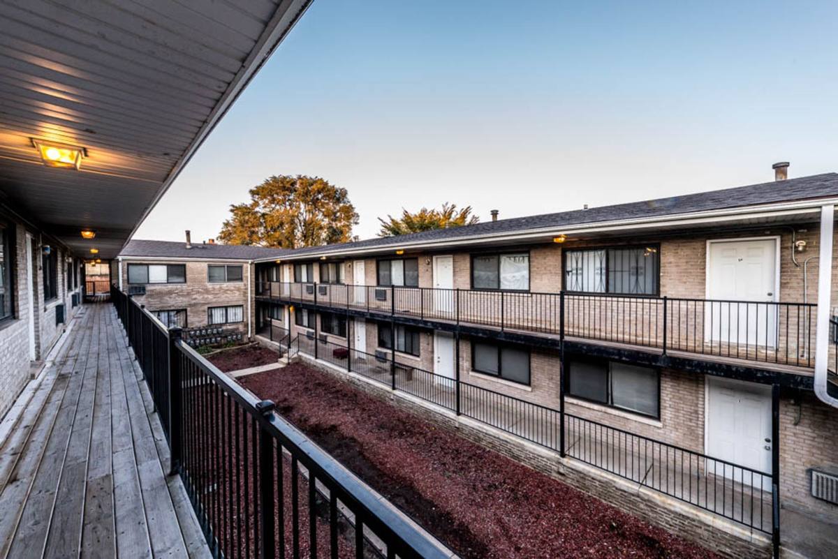 Apartment for rent at 7834 S Coles, Chicago, IL 60649