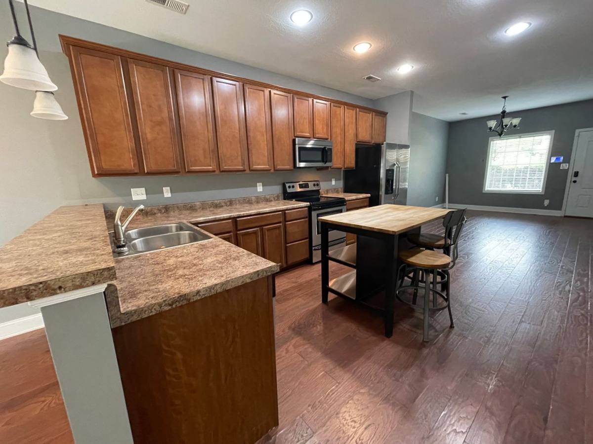 House for rent at 7127 Deer Springs Way, Powell, TN 37849