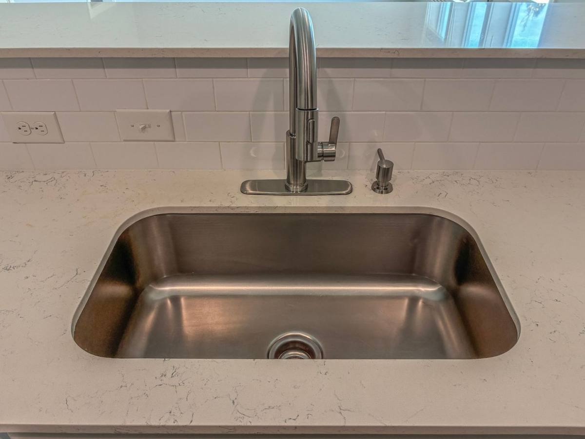 Apartment for rent at 7100 N Greenwich Ave, Portland, OR 97217