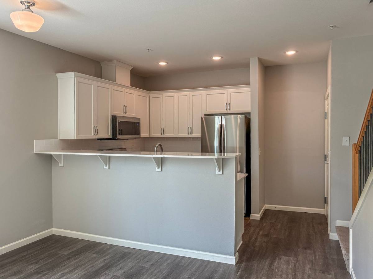 Apartment for rent at 7100 N Greenwich Ave, Portland, OR 97217