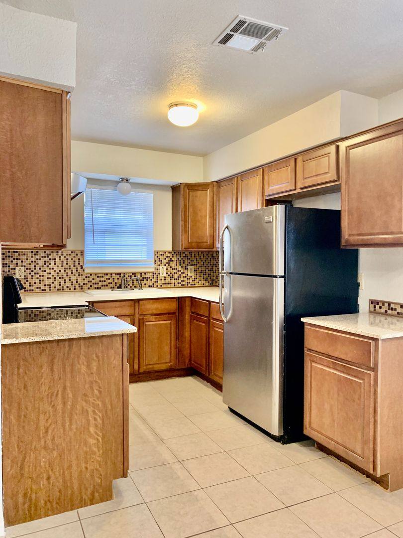 Townhouse for rent at 101 103 Lockhart St, San Marcos, TX 78666