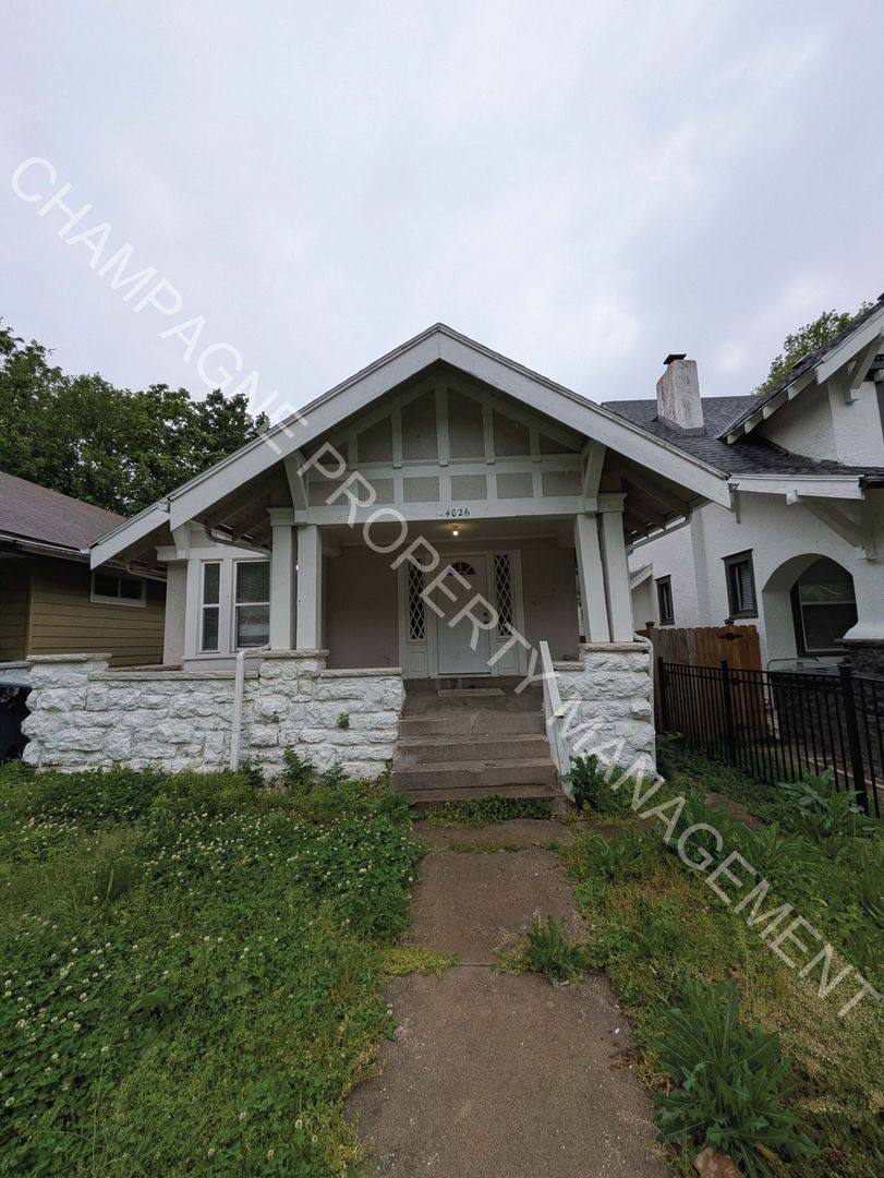 House for rent at 4026 Agnes Ave, Kansas City, MO 64130