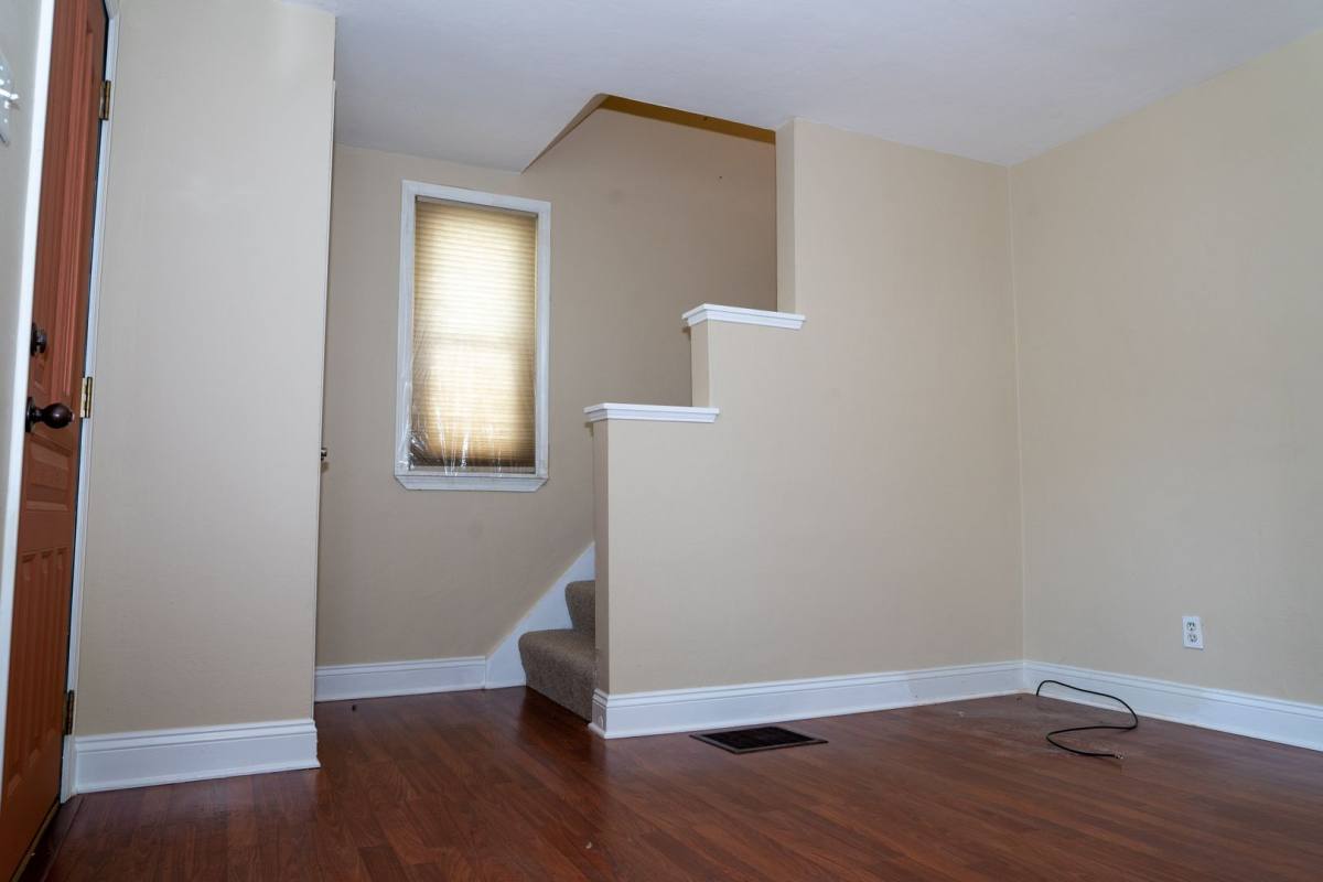 House for rent at 726 Hestor Dr, Pittsburgh, PA 15220