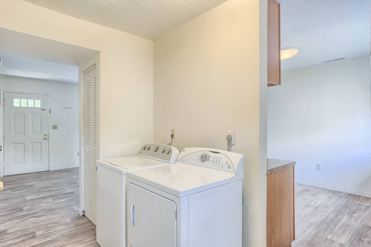 Apartment for rent at 605 English Creek Court, Champaign, IL 61821