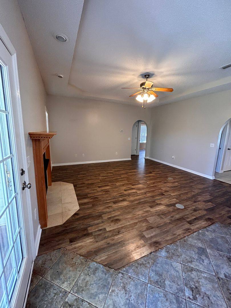 House for rent at 113 Autumn Way, Enterprise, AL 36330