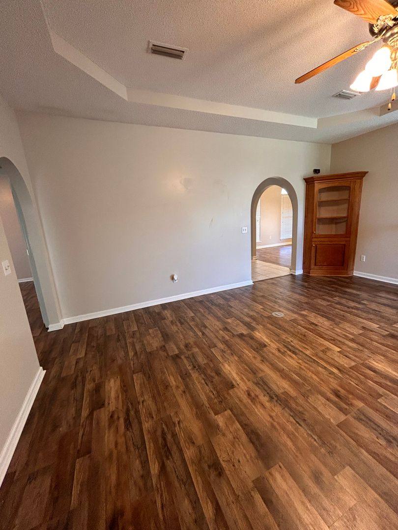 House for rent at 113 Autumn Way, Enterprise, AL 36330