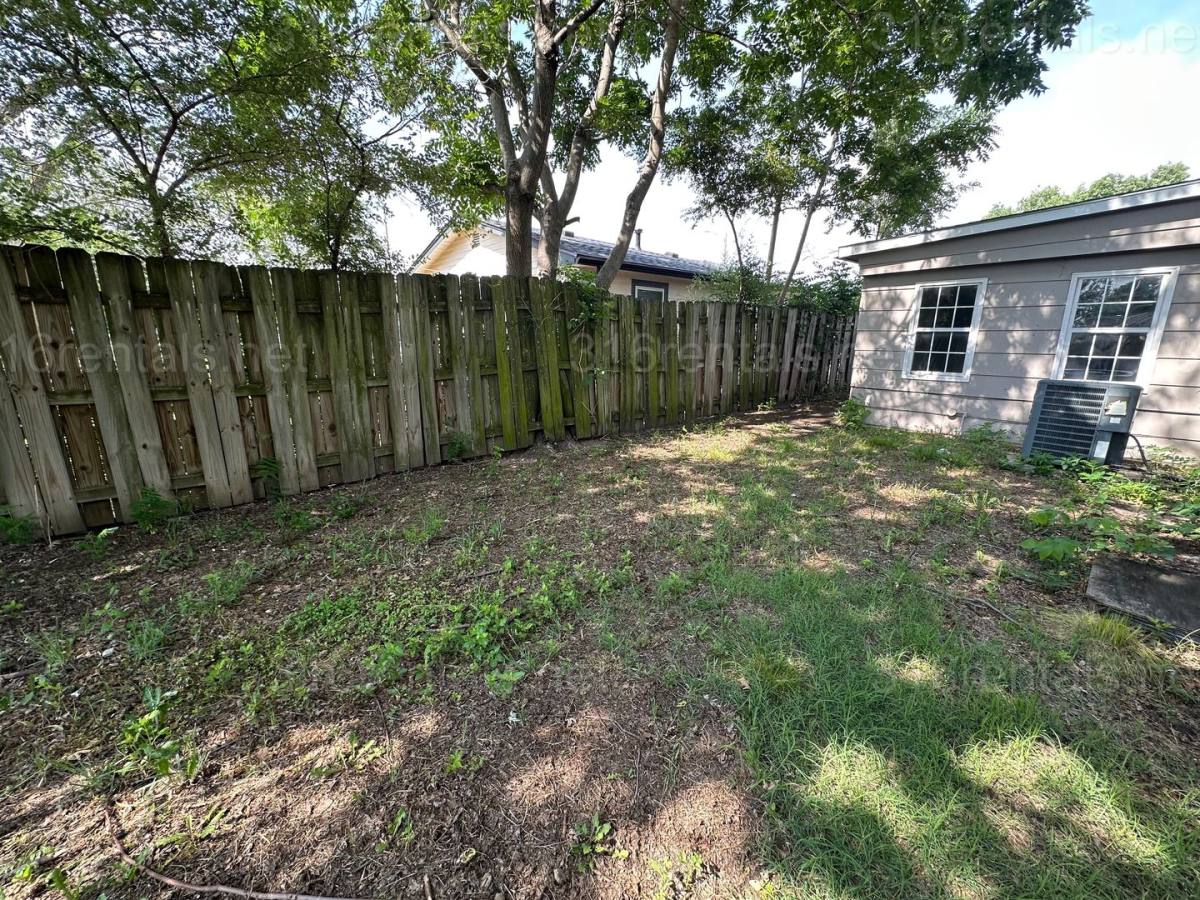 House for rent at 1748 S Meridian Ave, Wichita, KS 67213