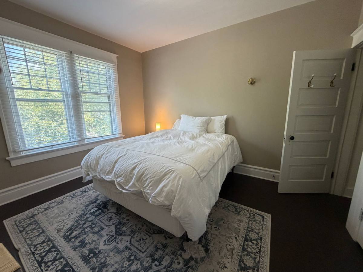 House for rent at 1125 W Jefferson Blvd, Fort Wayne, IN 46802
