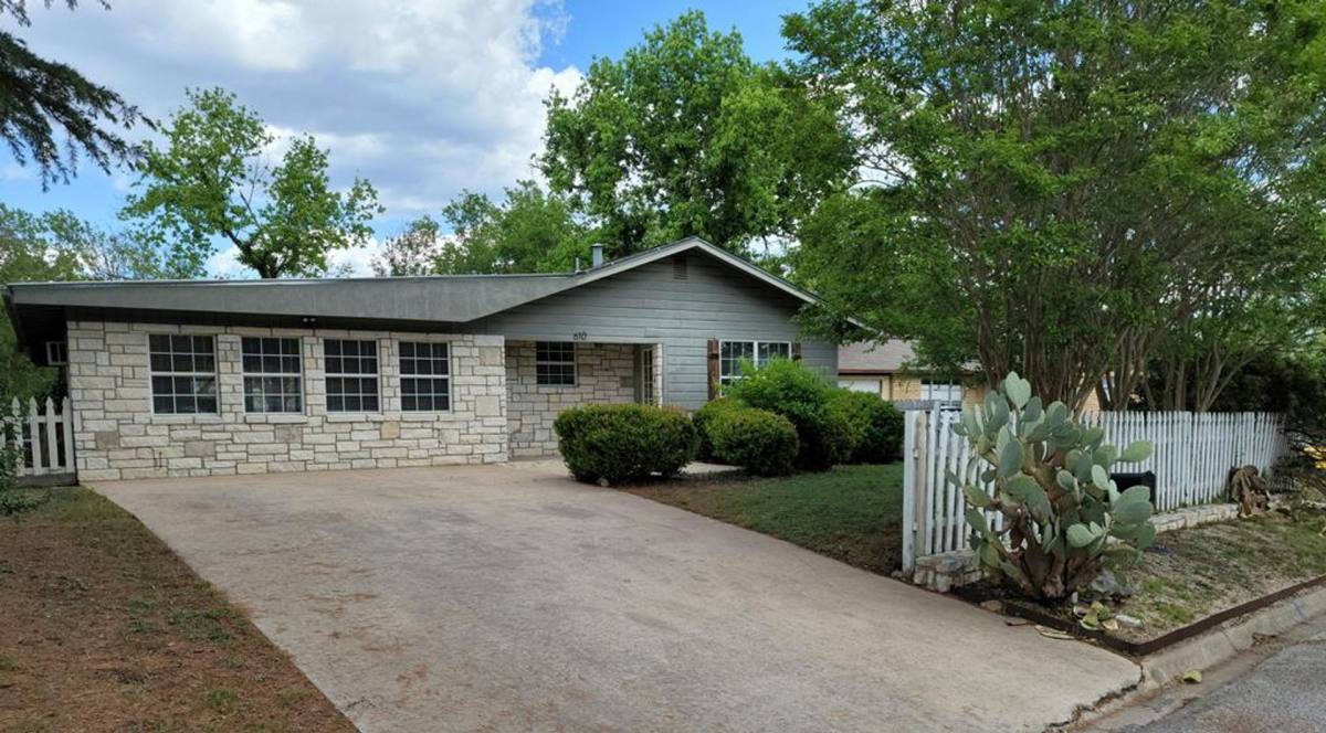 House for rent at 610 Rees St, Kerrville, TX 78028