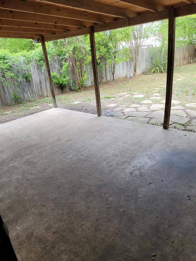 House for rent at 610 Rees St, Kerrville, TX 78028