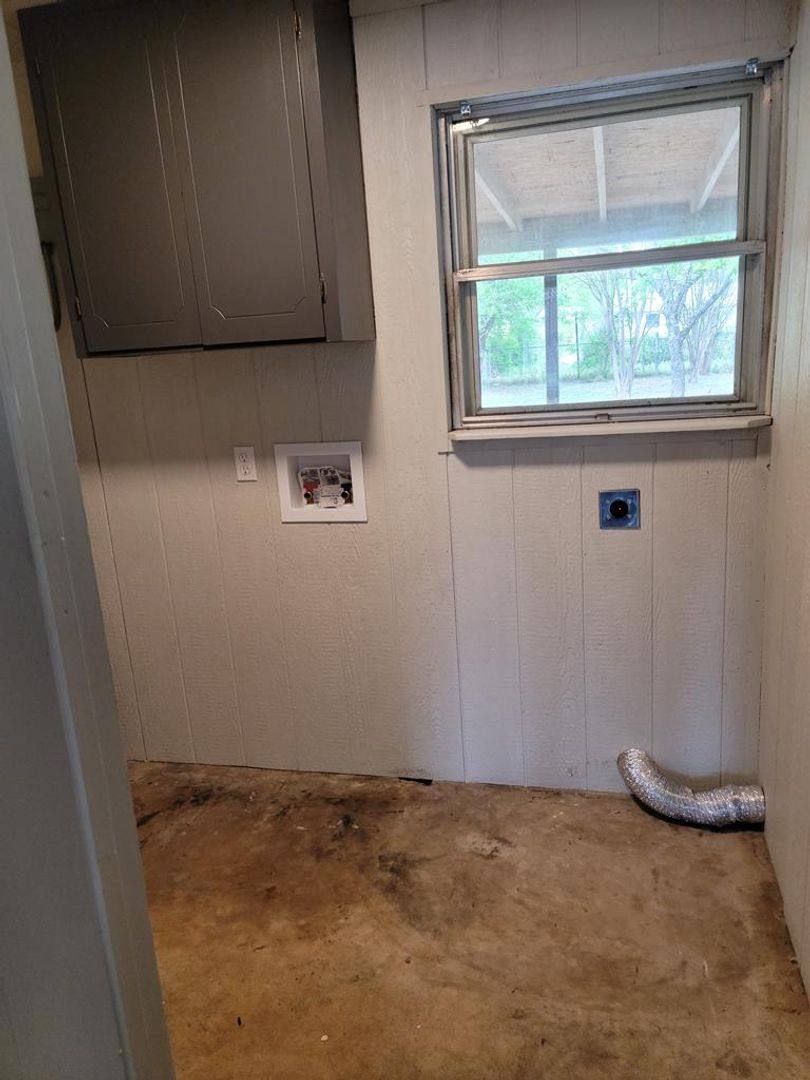 House for rent at 610 Rees St, Kerrville, TX 78028