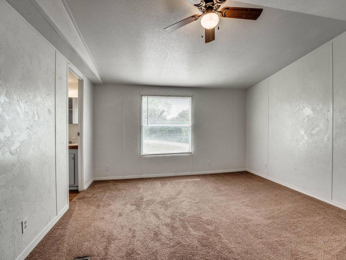 House for rent at 7351 142nd St, Noble, OK 73068
