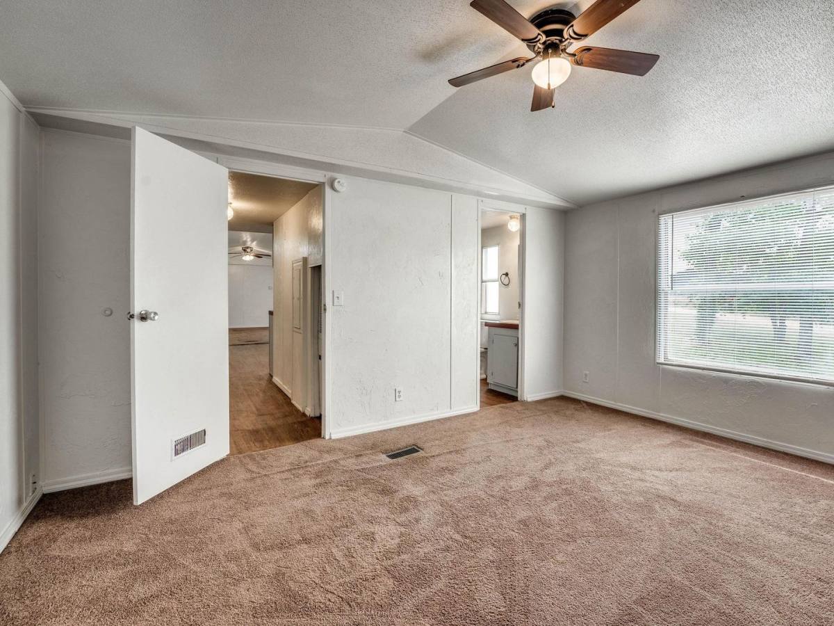 House for rent at 7351 142nd St, Noble, OK 73068