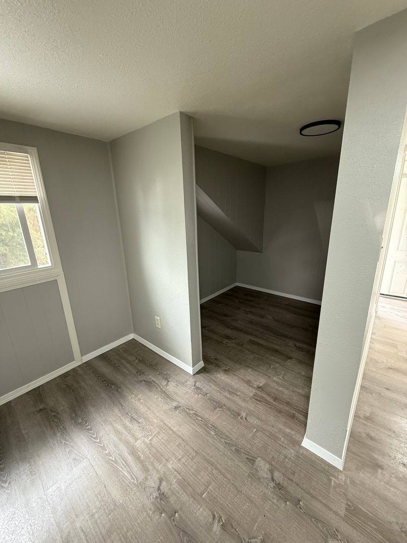 Apartment for rent at 1126 Grant St, Klamath Falls, OR 97603